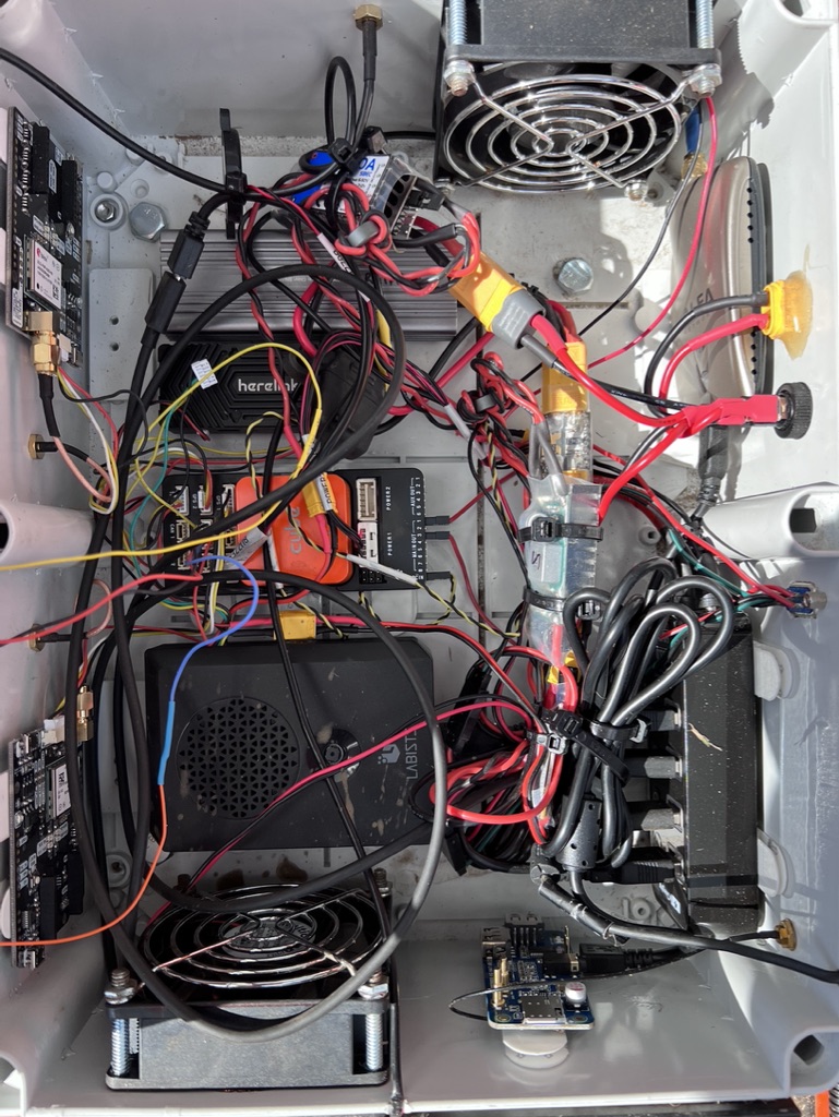 RALPH's brain - the Pixhawk and Raspberry Pi